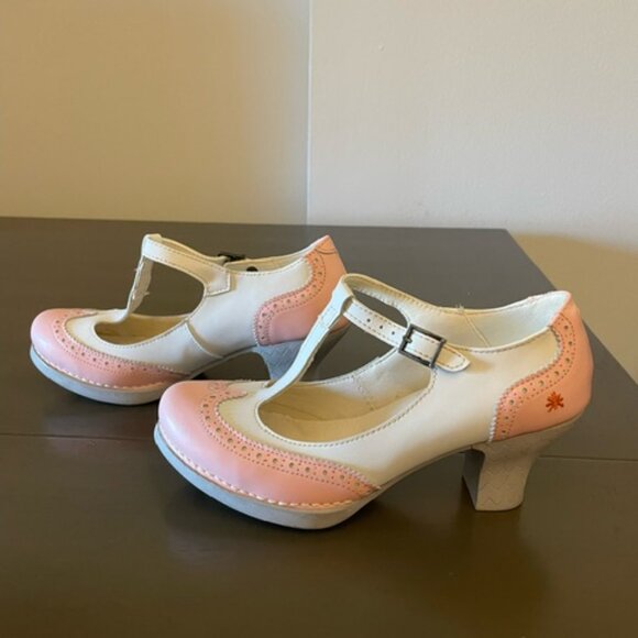 The Art Company Designer Mary Jane Printed Heels Shoes Size 38/8 PINK/WHITE - Picture 5 of 8